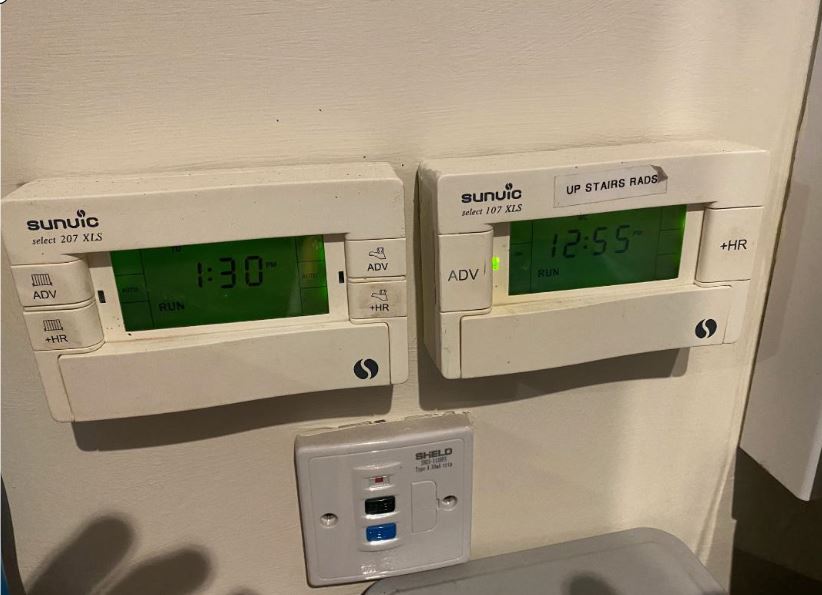 Heating Controllers.JPG